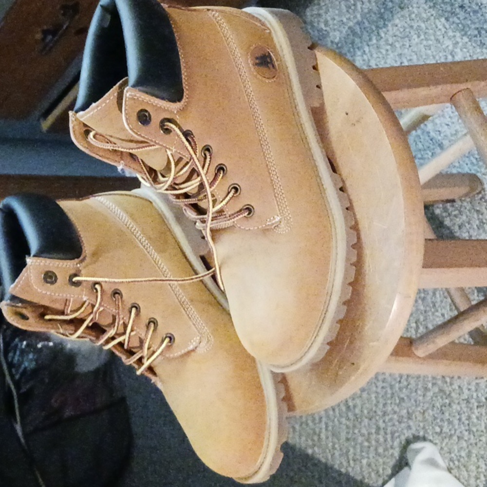 Work boots - Picture 2 of 4